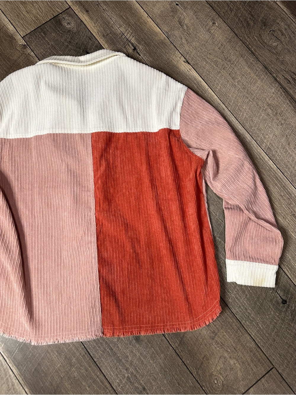 Hailey & Co Color Block Button Down - Picture 7 of 8